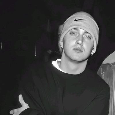 tadedf's profile picture. 🐔