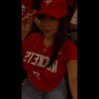 htxraisa's profile picture. 