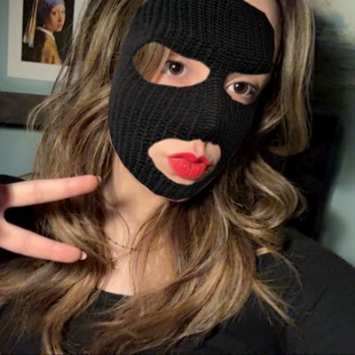 n_jllg's profile picture. 🎾🦊 #rublocat