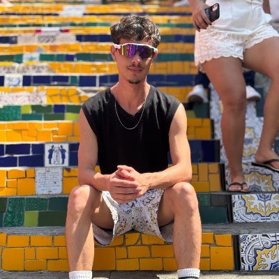 lipeefun's profile picture. Novinho 23 cm bem grosso pra você se deliciar 🔥