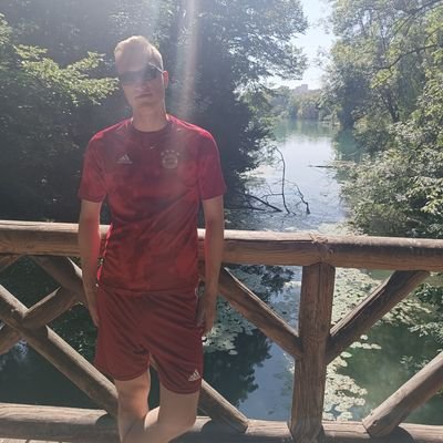 A19_twt's profile picture. Immer vorwärts FC Bayern. 🔴⚪