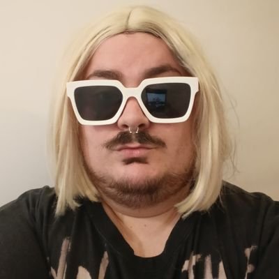 fdimarco999's profile picture. Una mujer sin pelos en la lengua...bueno, tal vez alguno 🫦