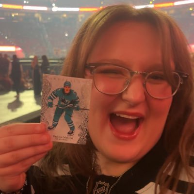 briknowspuck's profile picture. held hostage by my hockey teams