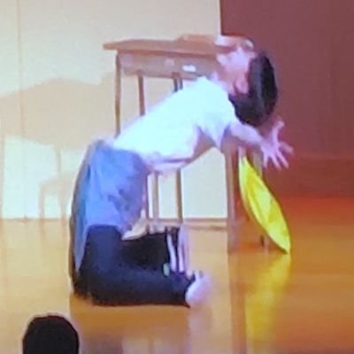 col_iroiro's profile picture. 神奈川の演劇部員/高2/演劇が好き/脚本書きたい/コミュ力不足/無言フォロー失礼します!!