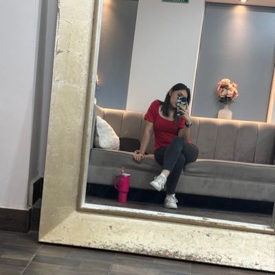 fernandalrdz11's profile picture. 