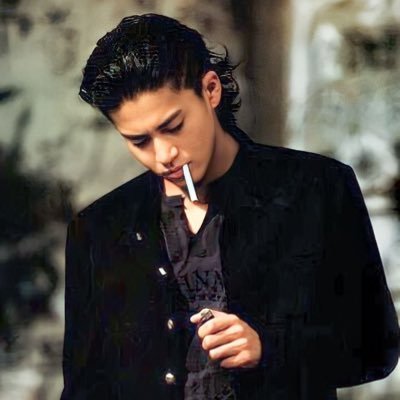 areyoufkndumb's profile picture. city boy musings