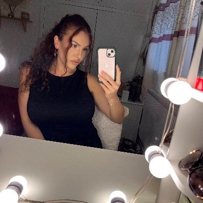 SophieR54299's profile picture. 