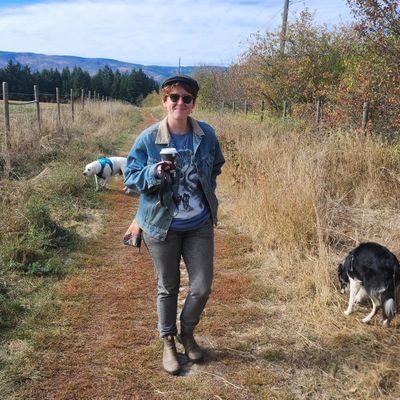 g3ntl3_w1tch's profile picture. 🦭
wife.   @r0ast_chicken