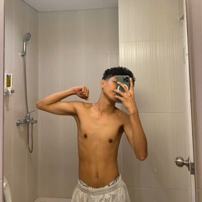 AhmadiMahd29198's profile picture. akun real join channel pribadi dm tele https://t.co/COeviS5QJD.                       fllw akun tiktok aku @din_0801