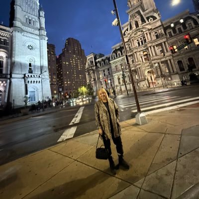 Fabilocutora's profile picture. Locutora,maest de ceremonias, VoiceOver. Host. Mejor locutora Premio Águila 2024 y Locutora del año 2019.Jesús 1ro