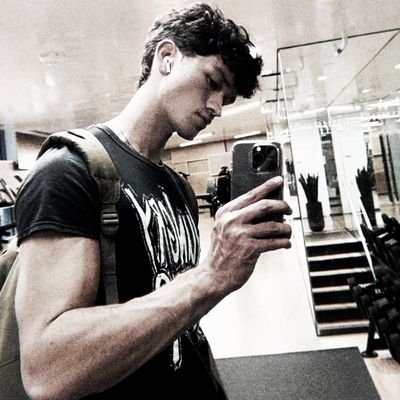 HOTW1NK's profile picture.