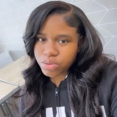 rayygotfanzx2's profile picture. ♊️ | mom of 1 🦖| 23 | ❤️💛 … DC