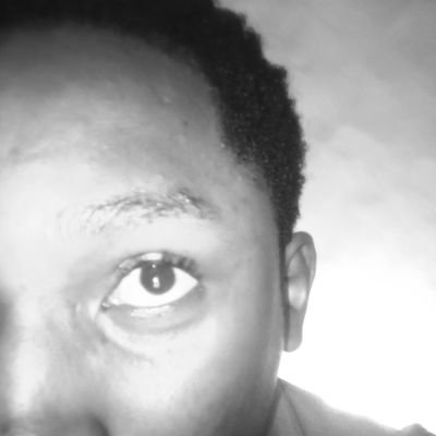 TF_TOBBi's profile picture. | pharmacist 🥼 |  GOD IS GREAT | mentally am with the AMP 🎥