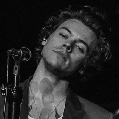 HiOopsReal's profile picture. A vida é uma jornada