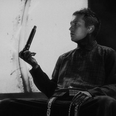 fairlyjocal's profile picture. he/they🏳️‍🌈