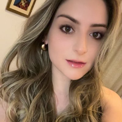 amiralichia's profile picture. 