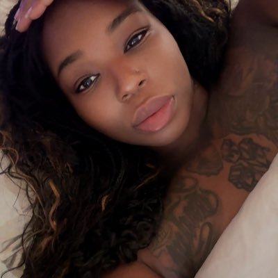 GoddessxTaylor's profile picture. I don’t give a f*ck on here so don’t act surprised ~ just roll up and scroll💨