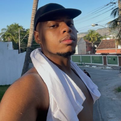 uri_diabllo's profile picture. 