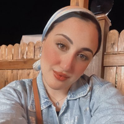 Rewanmagdy251's profile picture. FCES🎓