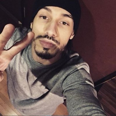 MrwnKrm's profile picture. 