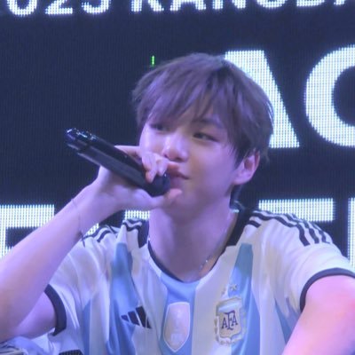 sosohanNiel's profile picture. RT봇&가끔 혼잣말