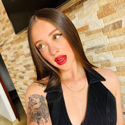 ____vaaaall's profile picture. 