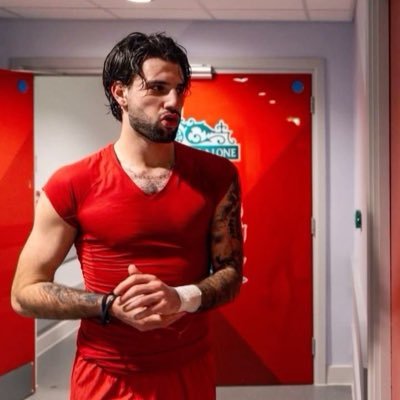 F7X0X's profile picture. ❤️❤️❤️@LFC