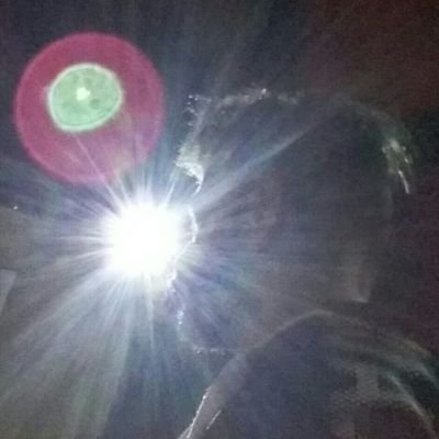 smoker_r8's profile picture. خونسرد و بیخیال یا شایدم دوست داشتم باشم، اون وصله ها به من نمیچسبه بلاک آنبلاک نکن قلبم ضعیفه
به جز شما که بیا دایرکت