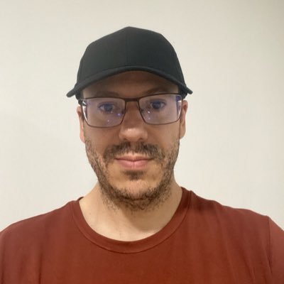 chapeupreto's profile picture. Christ follower. Breaking things and making fun of myself!