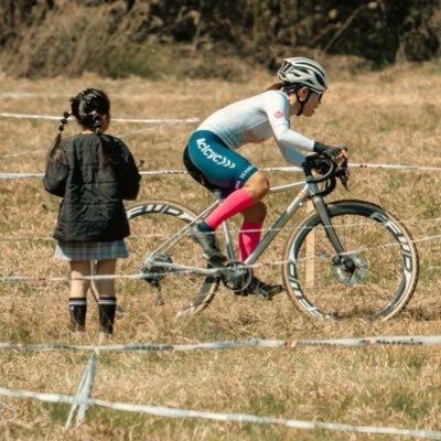 fumiko_02350's profile picture. 🚴🏻‍♀2015.11.8 #Cannondale #SYNAPSE ⇨2020.11.22 #SPECIALIZED #TARMACSL7 #ロードバイク #CX #OnebyESU #JFF807 🧑‍🧑‍🧒7歳女の子のママ