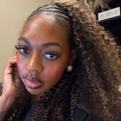 TykirraN's profile picture. small girl, big GOD✨❤️