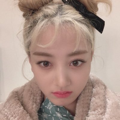 pizzaplaneto's profile picture. quiero una novia (jihyo)