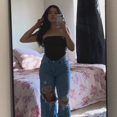 housemamii's profile picture. 