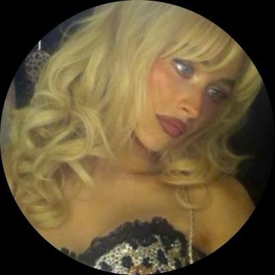 emailswillpower's profile picture. hayden christensen’s gf