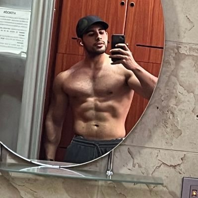 GabrielEscalo_1's profile picture. 25. Comunicación Social - UCAB 🔰. Me encanta el fútbol y editar videos.