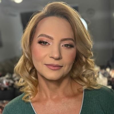 raducu_nicoleta's profile picture.