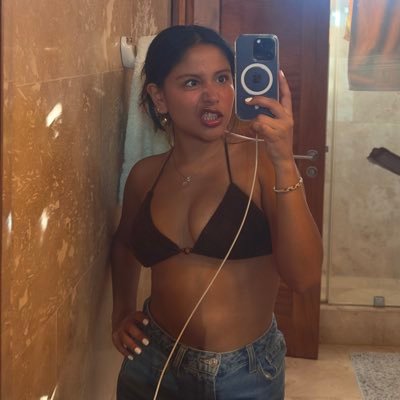 real_nats's profile picture. 17, 22🪽carpe diem