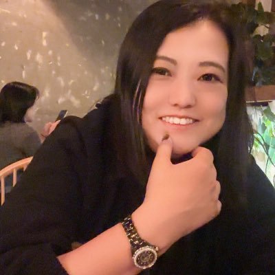 chloris_design's profile picture. 20年で1000種類の製品を作り100社の工場と繋がります。#化粧品 #サプリメント 等をはじめとした製品開発、物品を基軸にした事業開発。#連続起業家  #トリュフ調味料 #韓国医療ツーリズム #大箱民泊 #アイケアLaBo #ピラティス