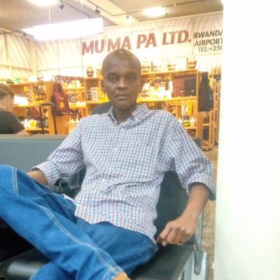 Benblanco2021's profile picture. informaticien chez fmi