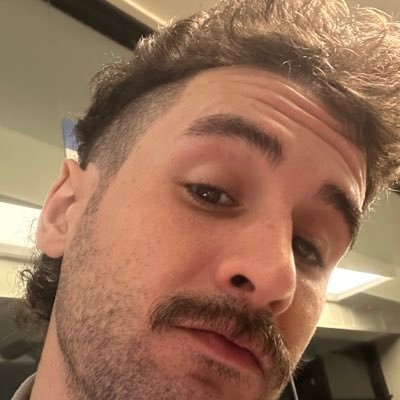 Stripes lives in SNH! Profile