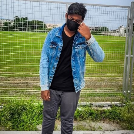 SaiEmbeds's profile picture. 