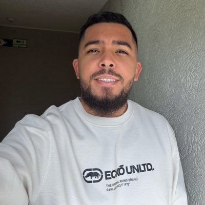 vorozco07's profile picture. Head of Engineering y me encanta viajar 🇻🇪🇨🇴🇳🇴🇬🇧🇳🇱🇪🇸🇲🇹🇵🇦🇮🇹🇸🇪👨🏻💻
