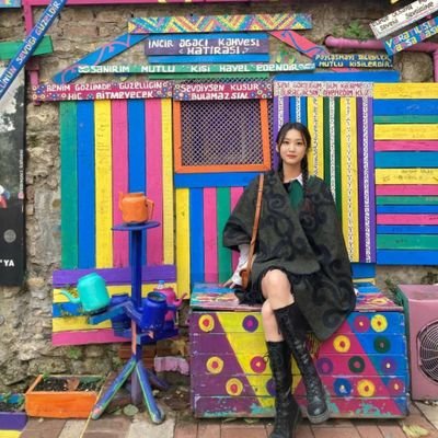 Ozilmadrid9's profile picture. I'm from Busan, South Korea. I love traveling and eating delicious food. My previous account has been lost.