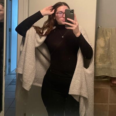 juliamrosen's profile picture. heaven made