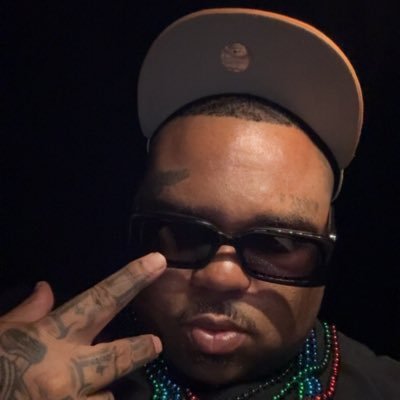 PlayForKeepsD's profile picture. Self Made🦍