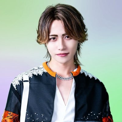 answers_shota's profile picture. White⚪️(@answers_tokyo)/ENTJ/FCRE/#歌ってみた/#MIX師/ガンダム/ポケカ