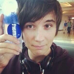 rydenyaoipilled's profile picture. im the real phan lovechild
