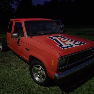 WayneWM92's profile picture. Go-getter | shitpost enjoyer | link is in the bio | 🐻⬇️