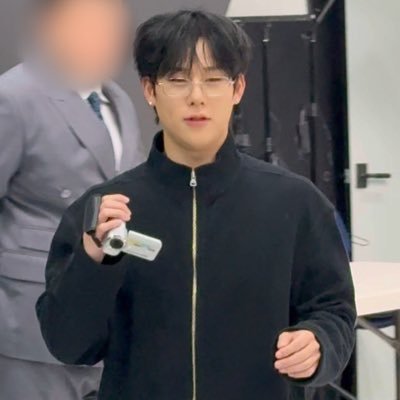 honeyforjoo's profile picture. here for monsta x — always 🩵