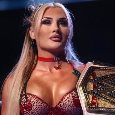1O3tiffy's profile picture. fan account | women's wrestling